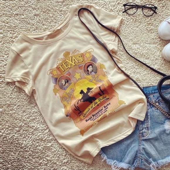 Vintage Texas Graphic Tee In The Perfect Print - Picture 3 of 10